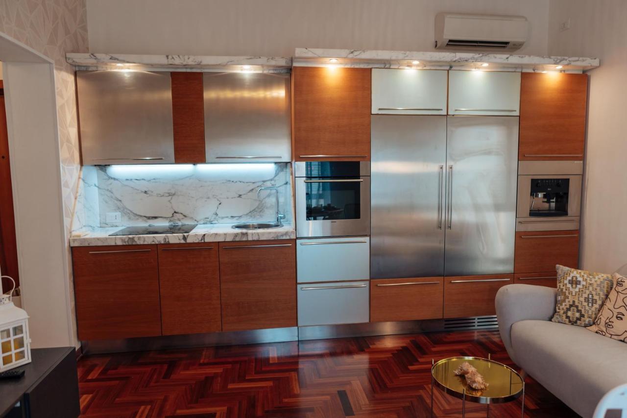 Suite 51 Luxury Home Pescara Esterno foto